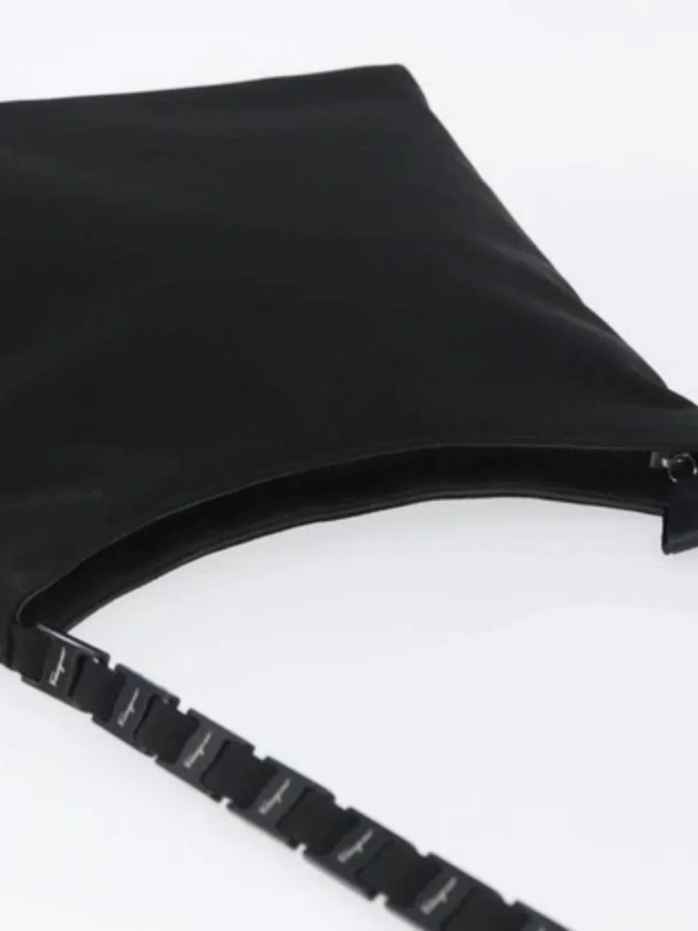 Salvatore Ferragamo Chain Vala Shoulder Bag Nylon Black Auth BA10885